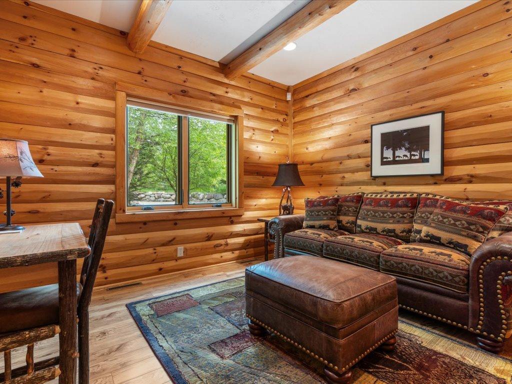 5637 Birch Bark Landing