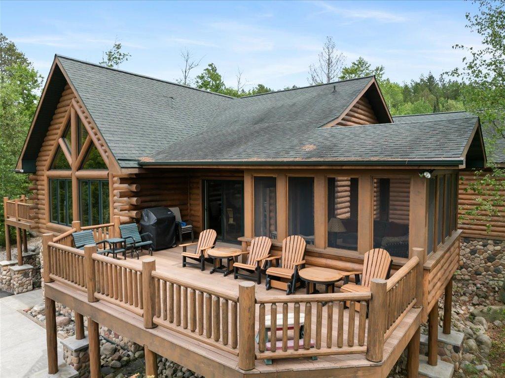 5637 Birch Bark Landing