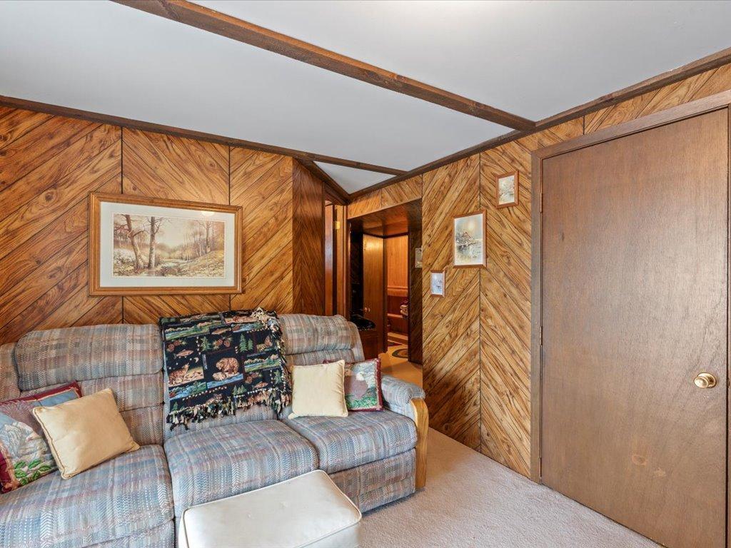 51188 Long Point Place