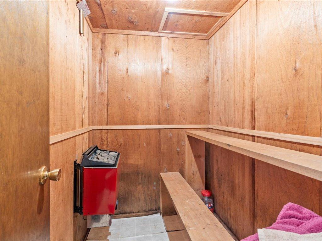 51188 Long Point Place