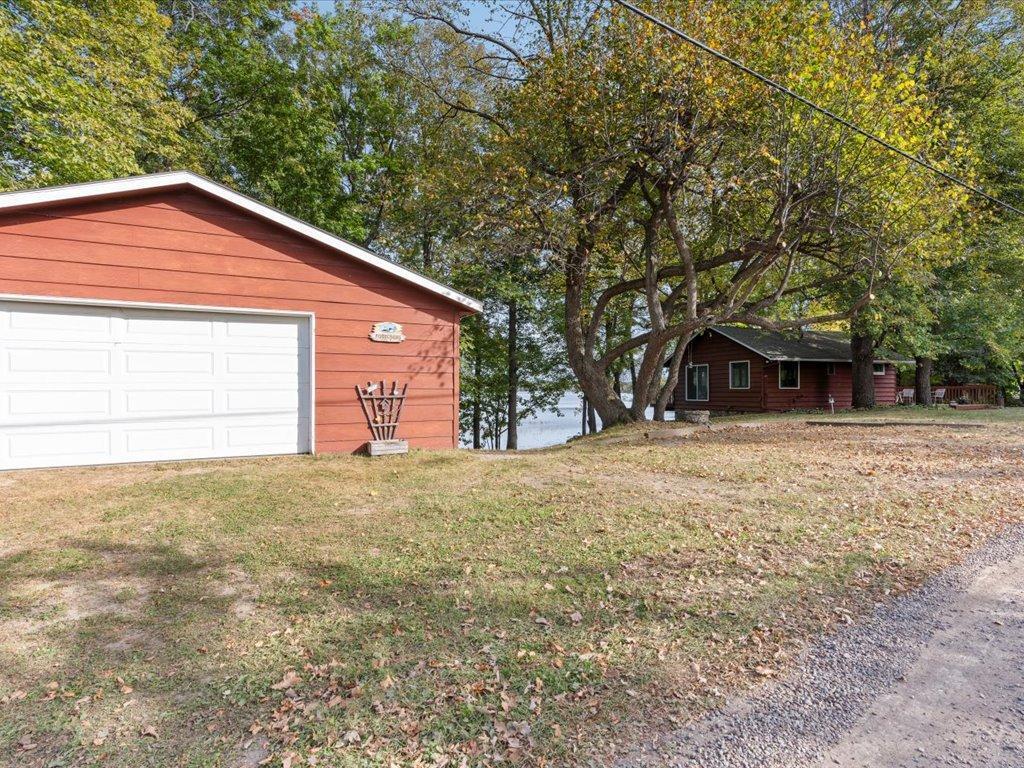 51188 Long Point Place