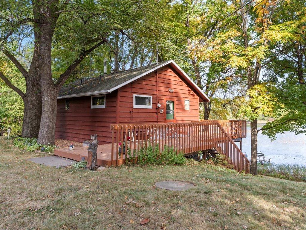 51188 Long Point Place