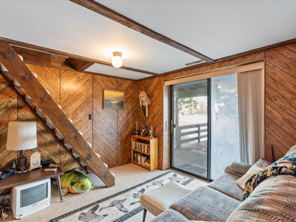 51188 Long Point Place