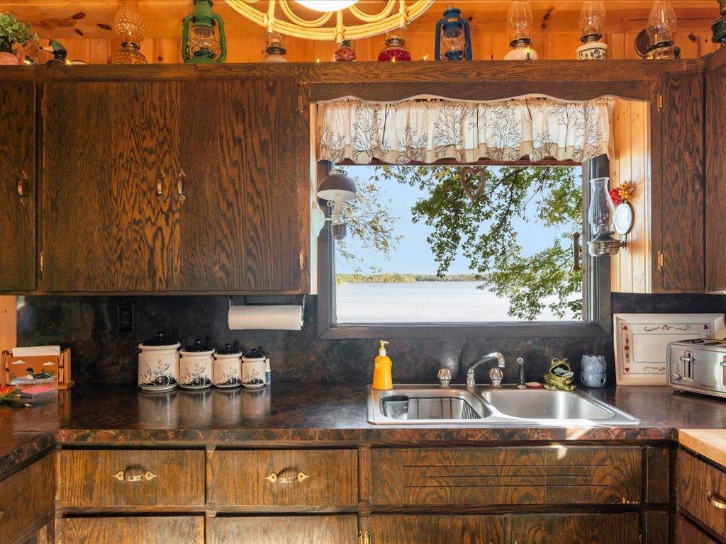 51188 Long Point Place