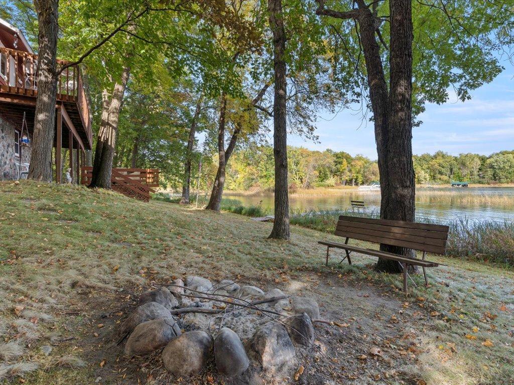 51188 Long Point Place