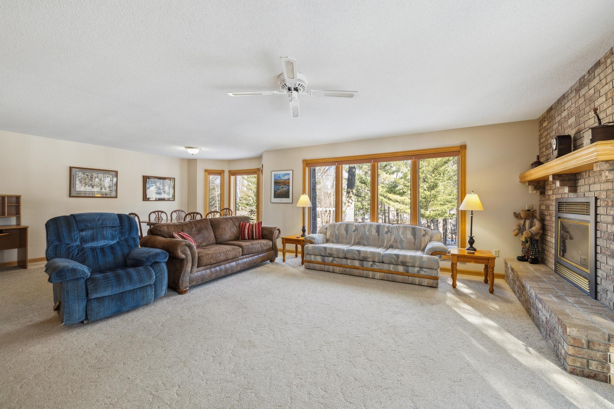 2708 Chimney Point Drive NW
