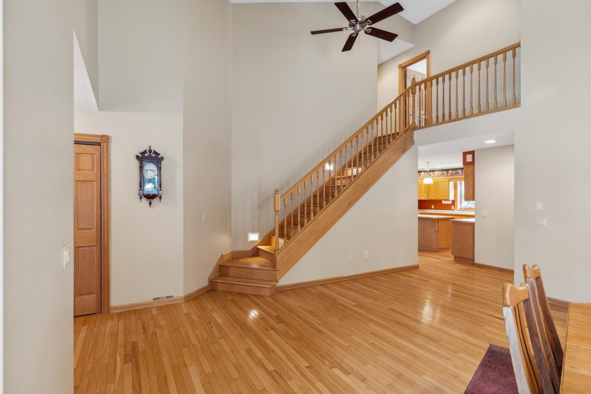 2708 Chimney Point Drive NW