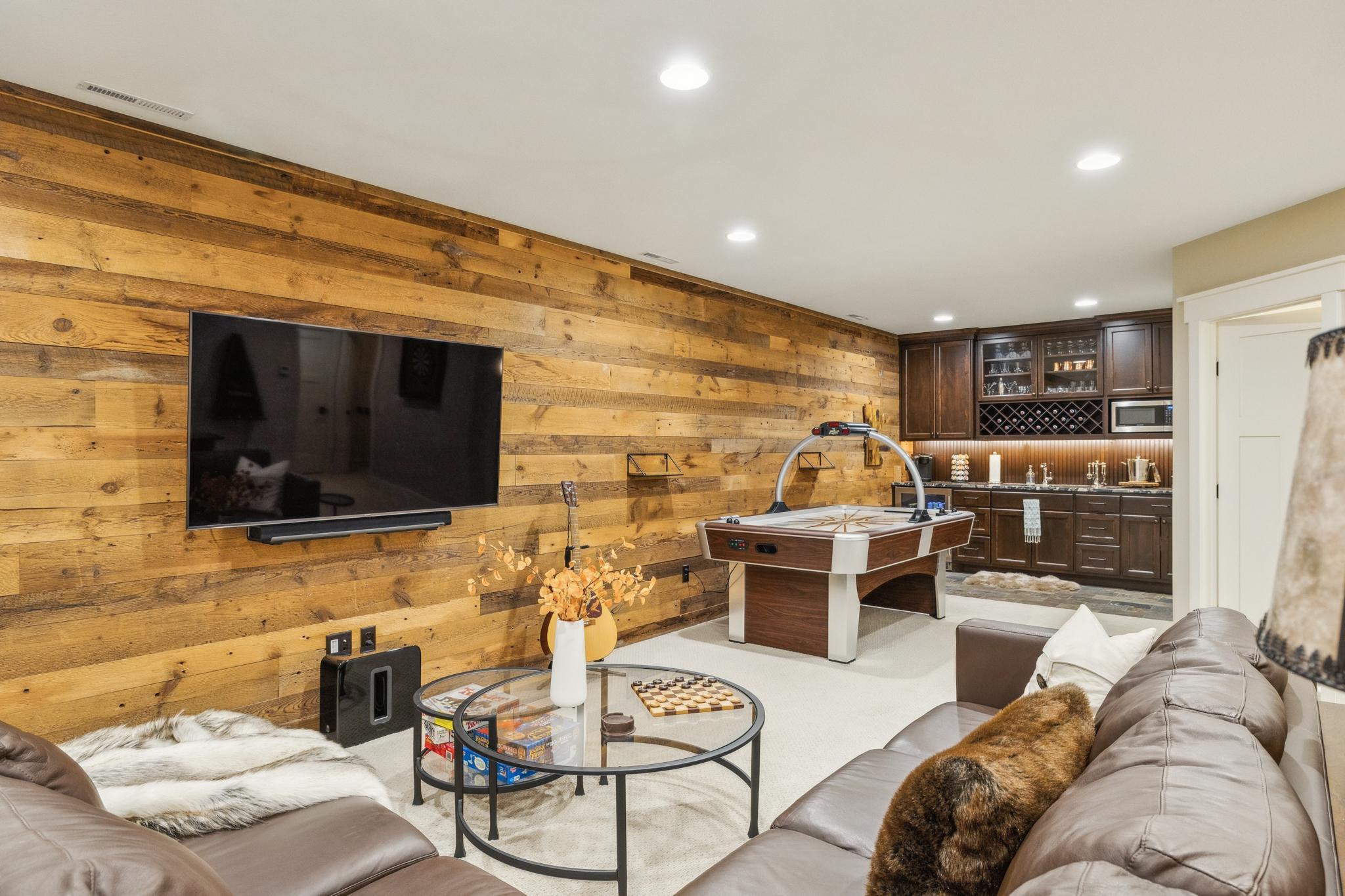 6024 Ojibwa Road