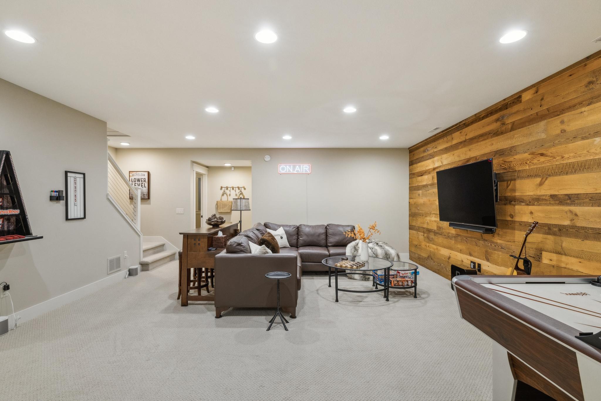 6024 Ojibwa Road