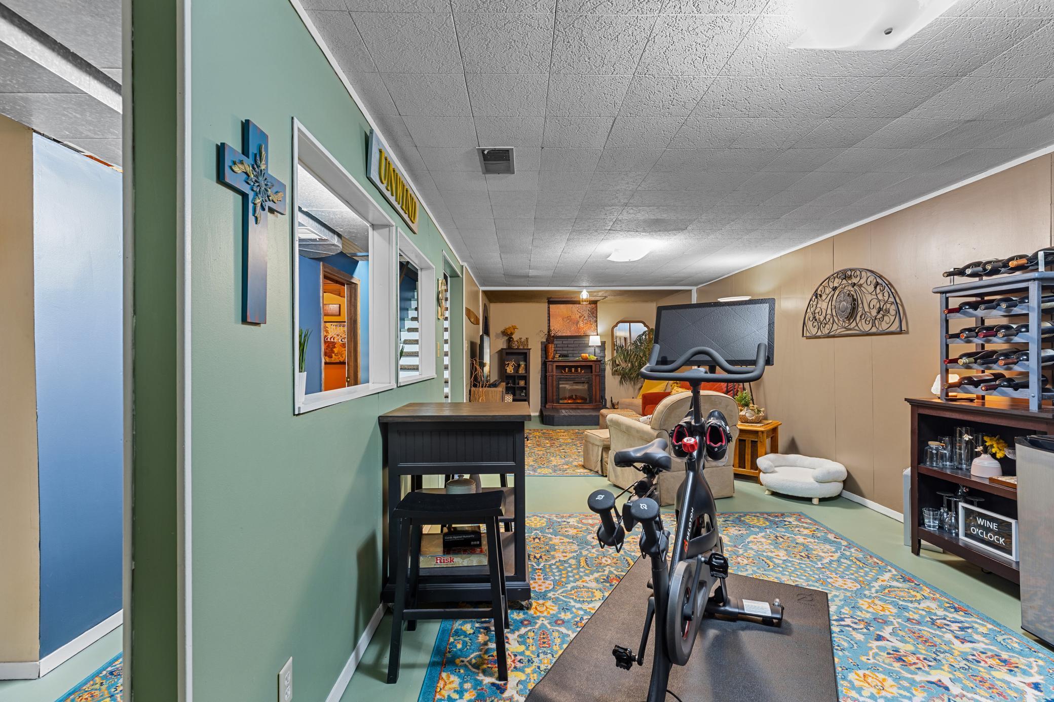 12847 Knollwood Drive