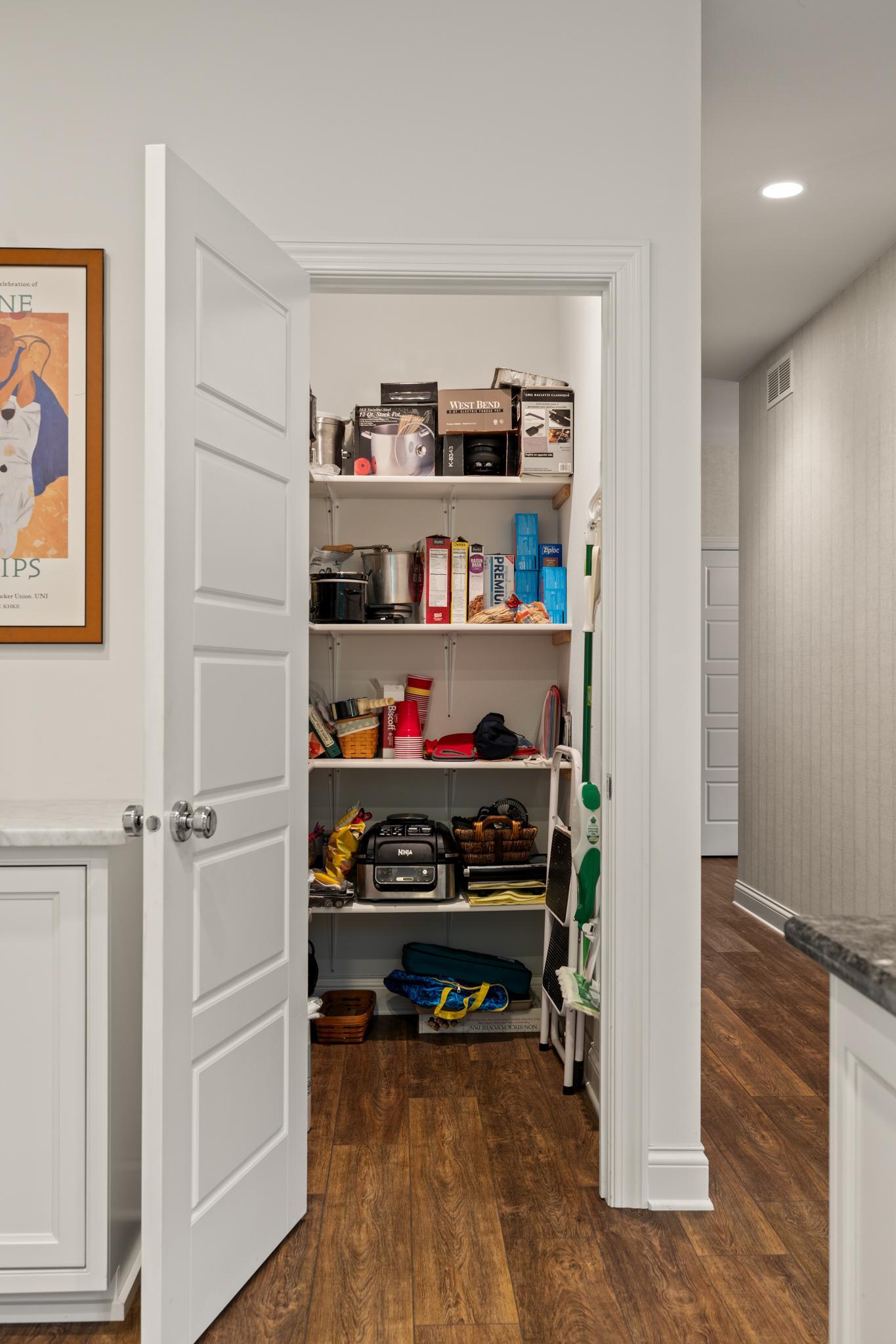 24826 Cove Trail