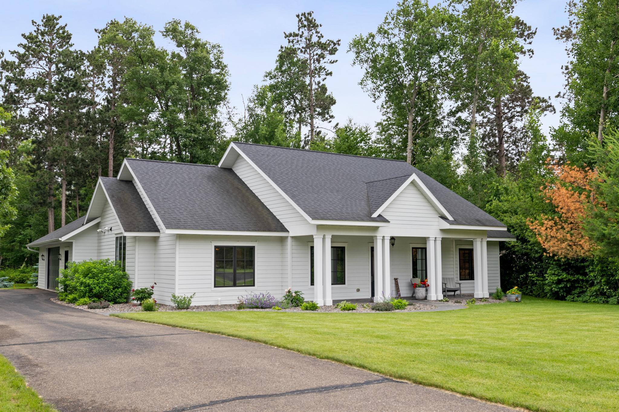 24826 Cove Trail