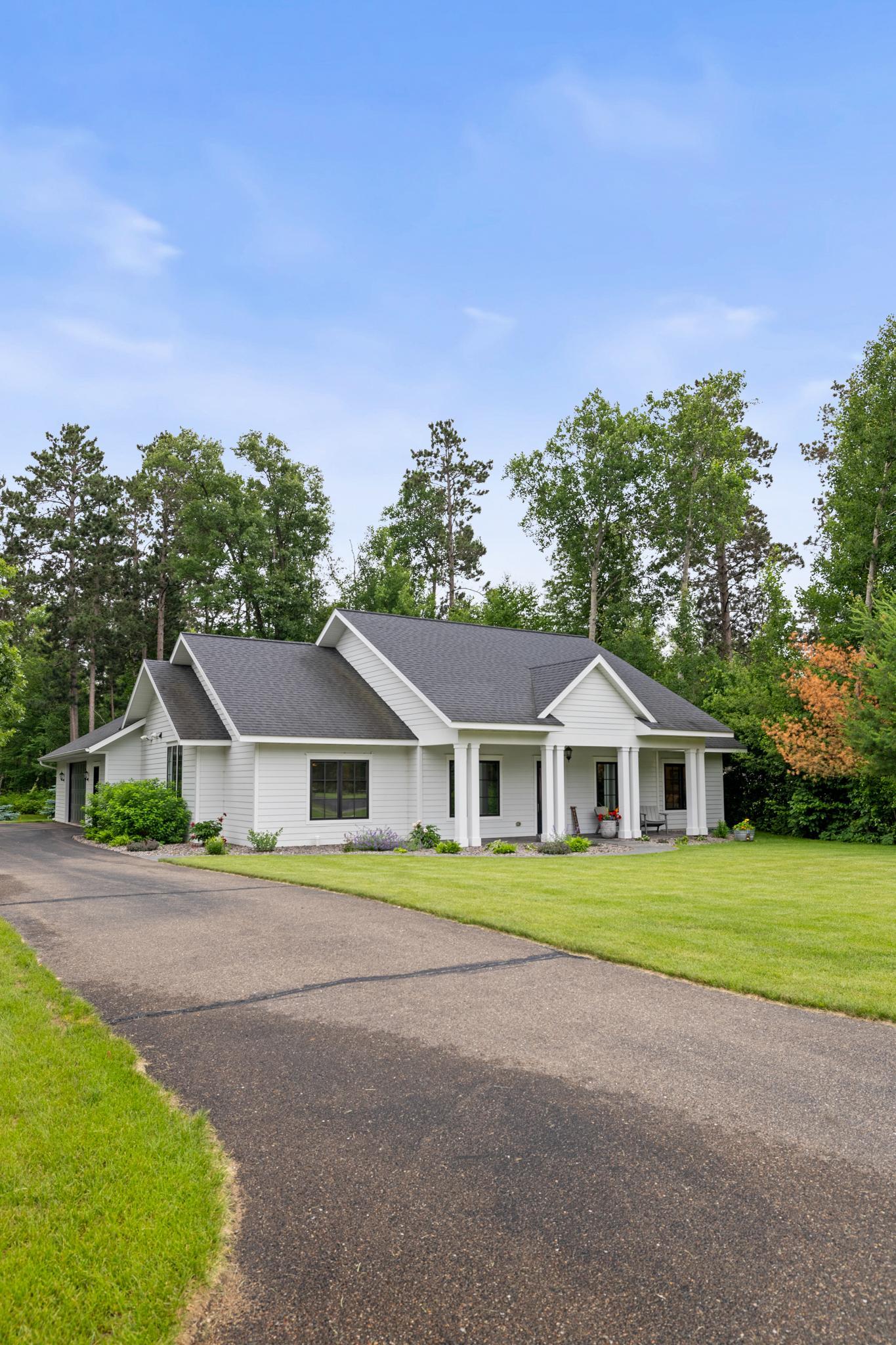 24826 Cove Trail