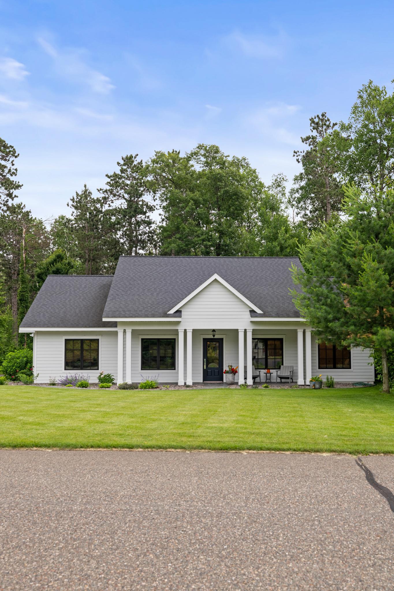 24826 Cove Trail