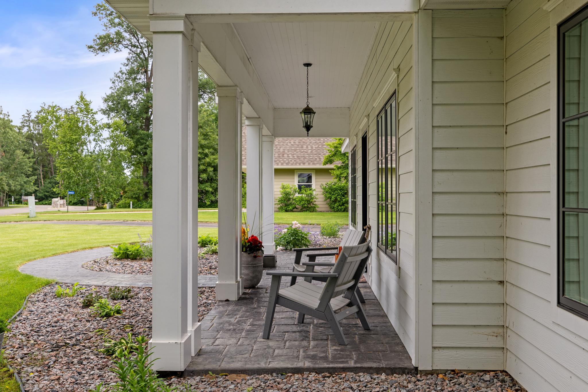 24826 Cove Trail
