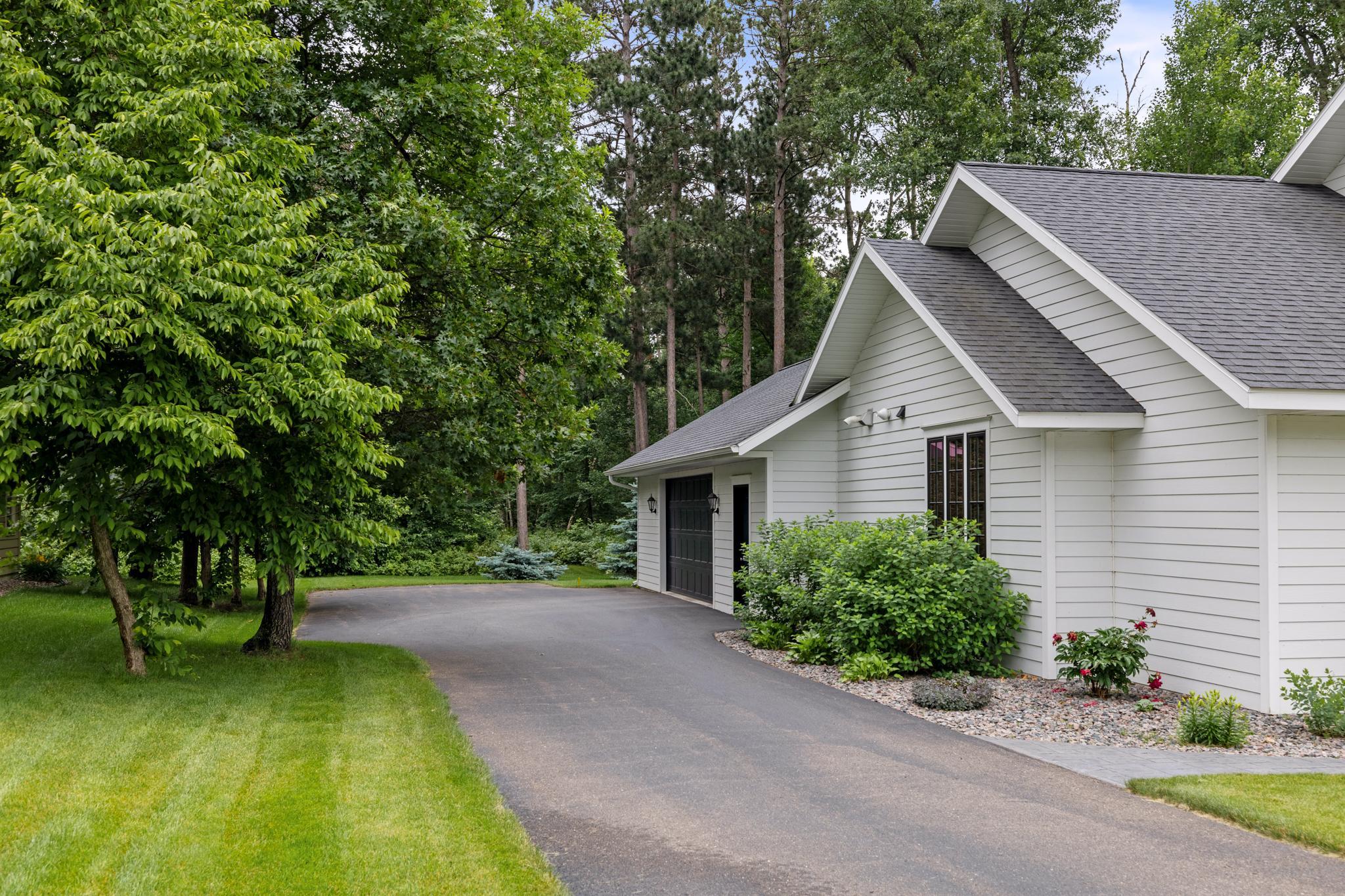 24826 Cove Trail