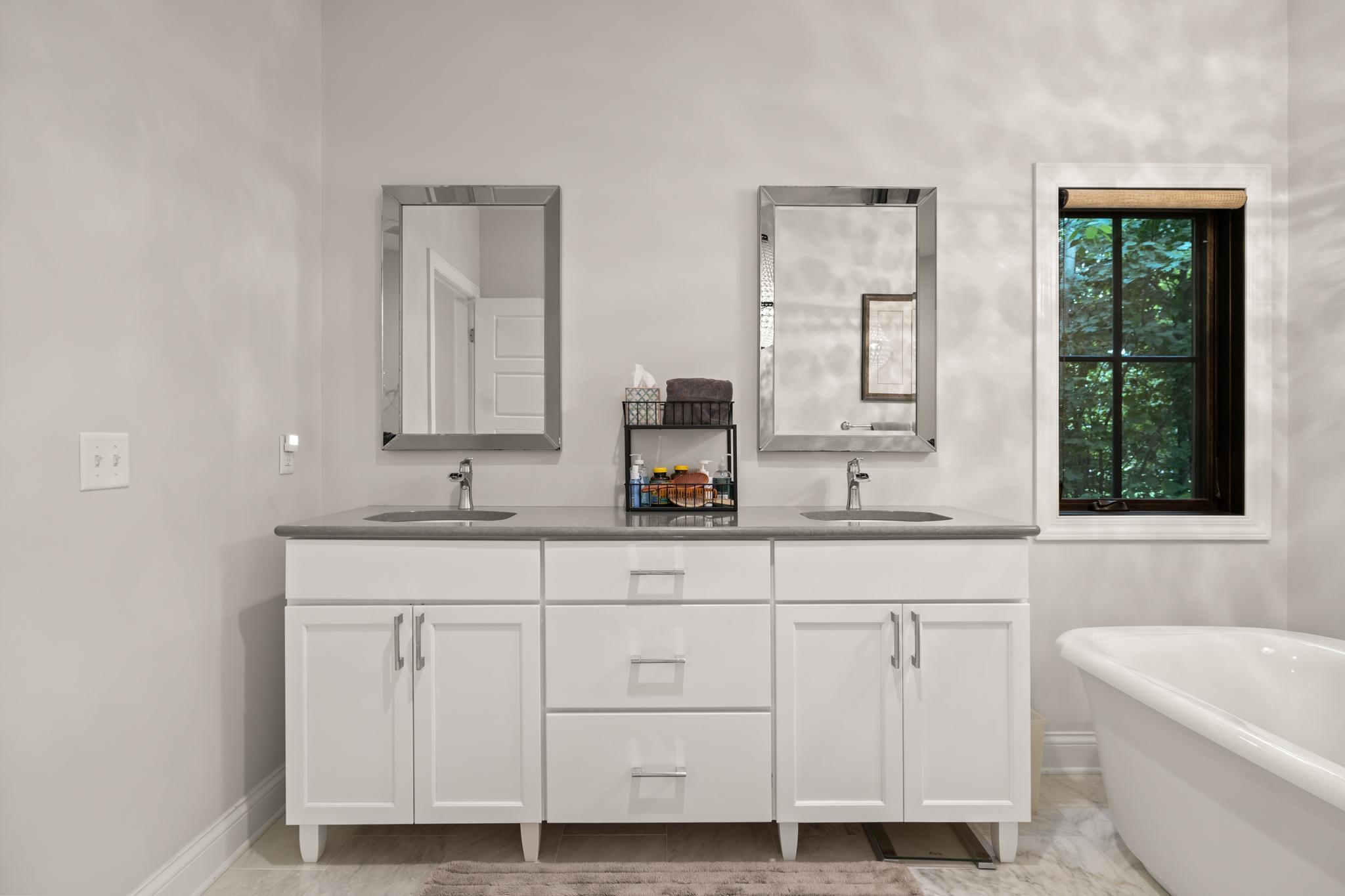 24826 Cove Trail