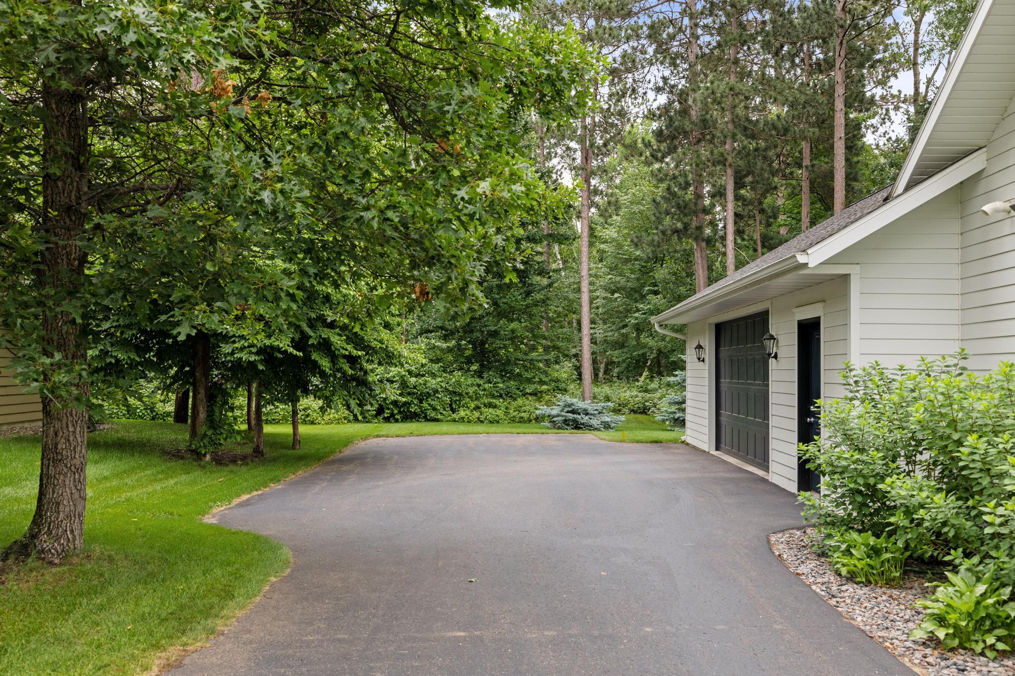 24826 Cove Trail