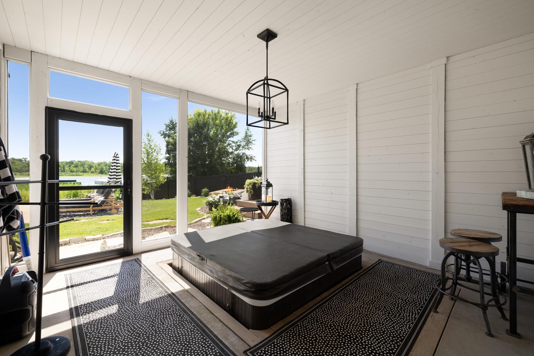 19522 Love Lake Road