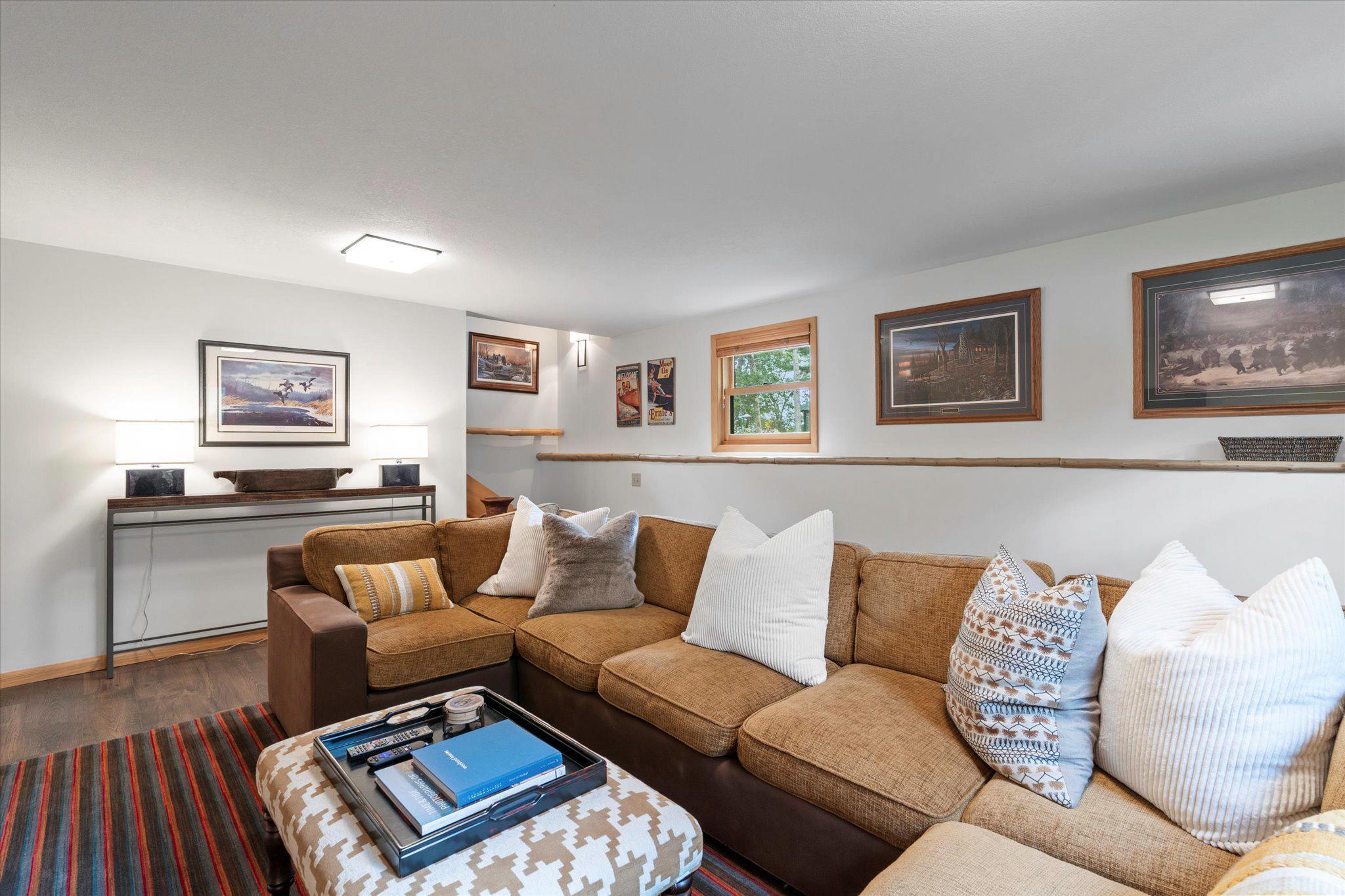 10960 Pine Beach Peninsula Road