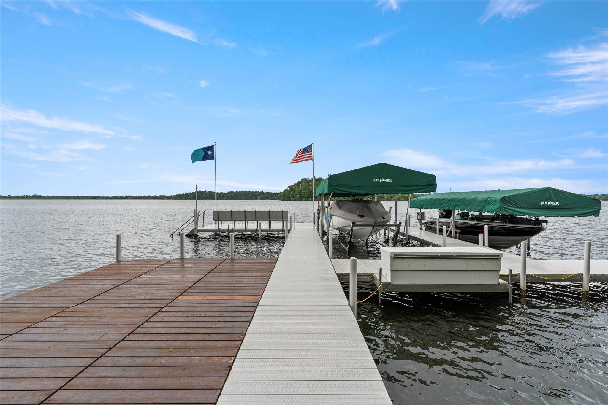 10960 Pine Beach Peninsula Road