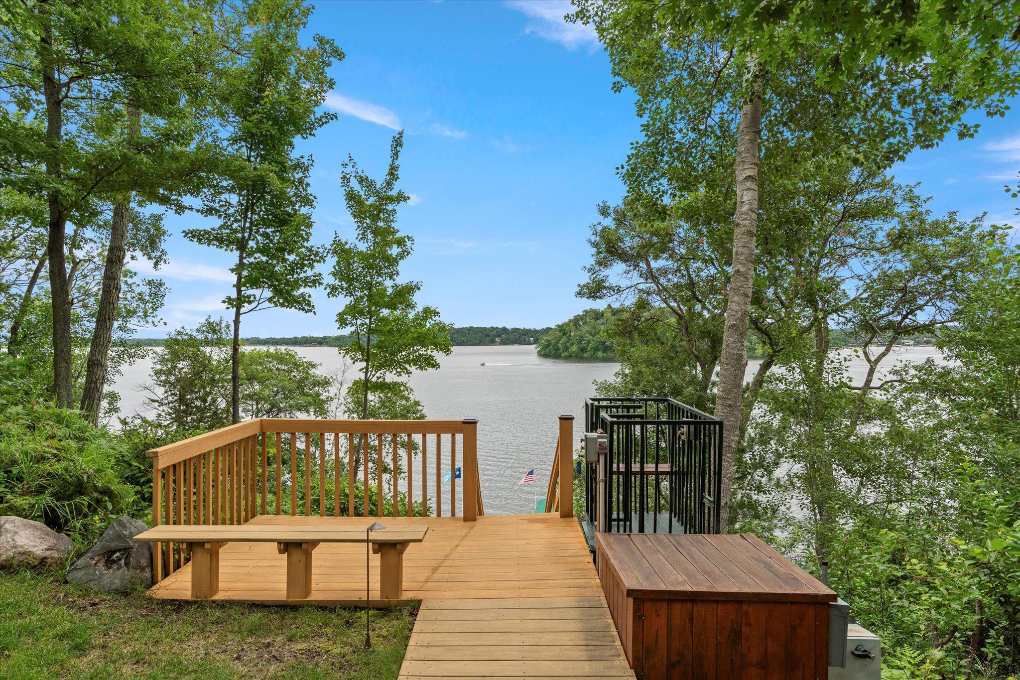 10960 Pine Beach Peninsula Road