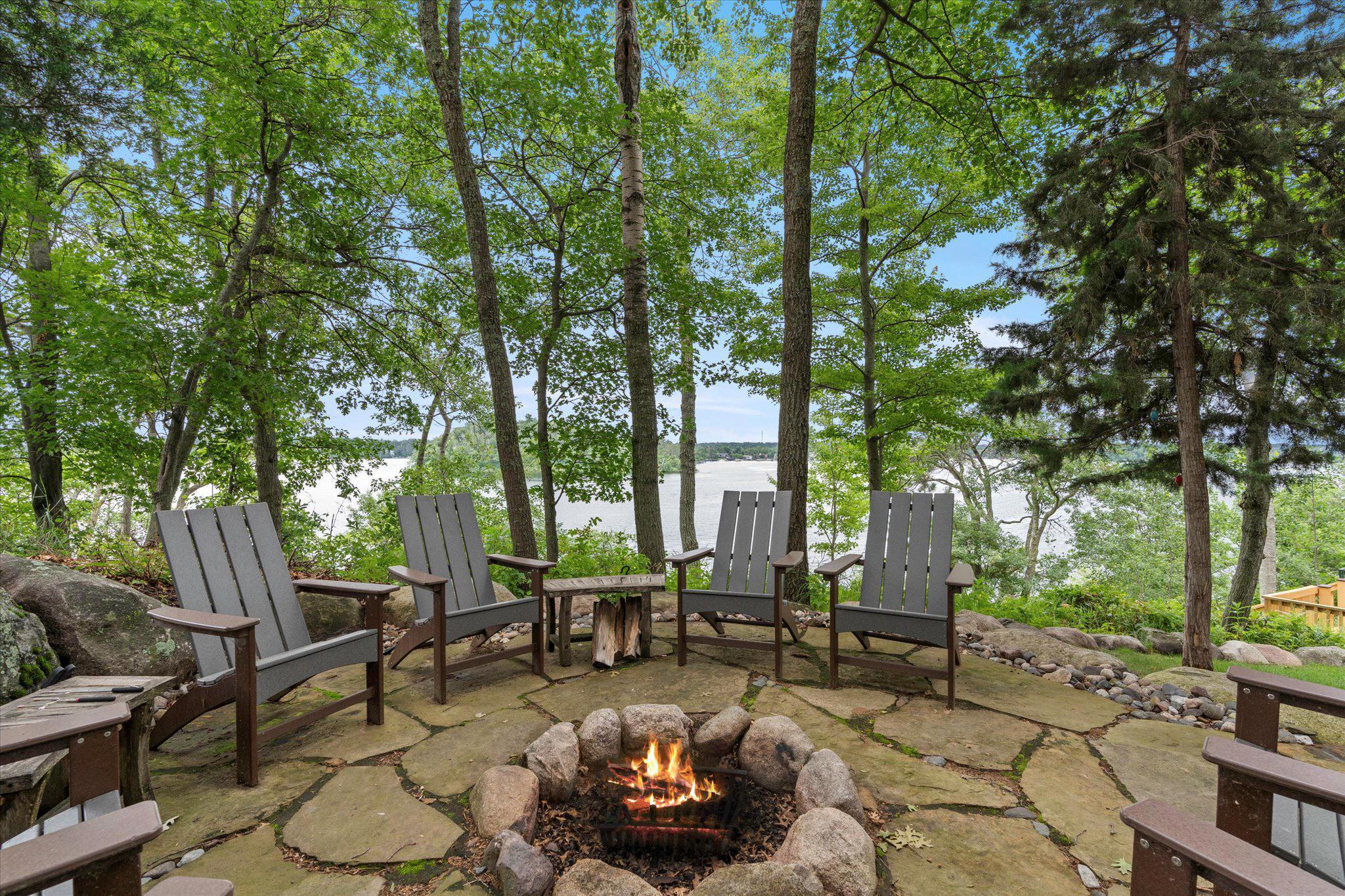 10960 Pine Beach Peninsula Road