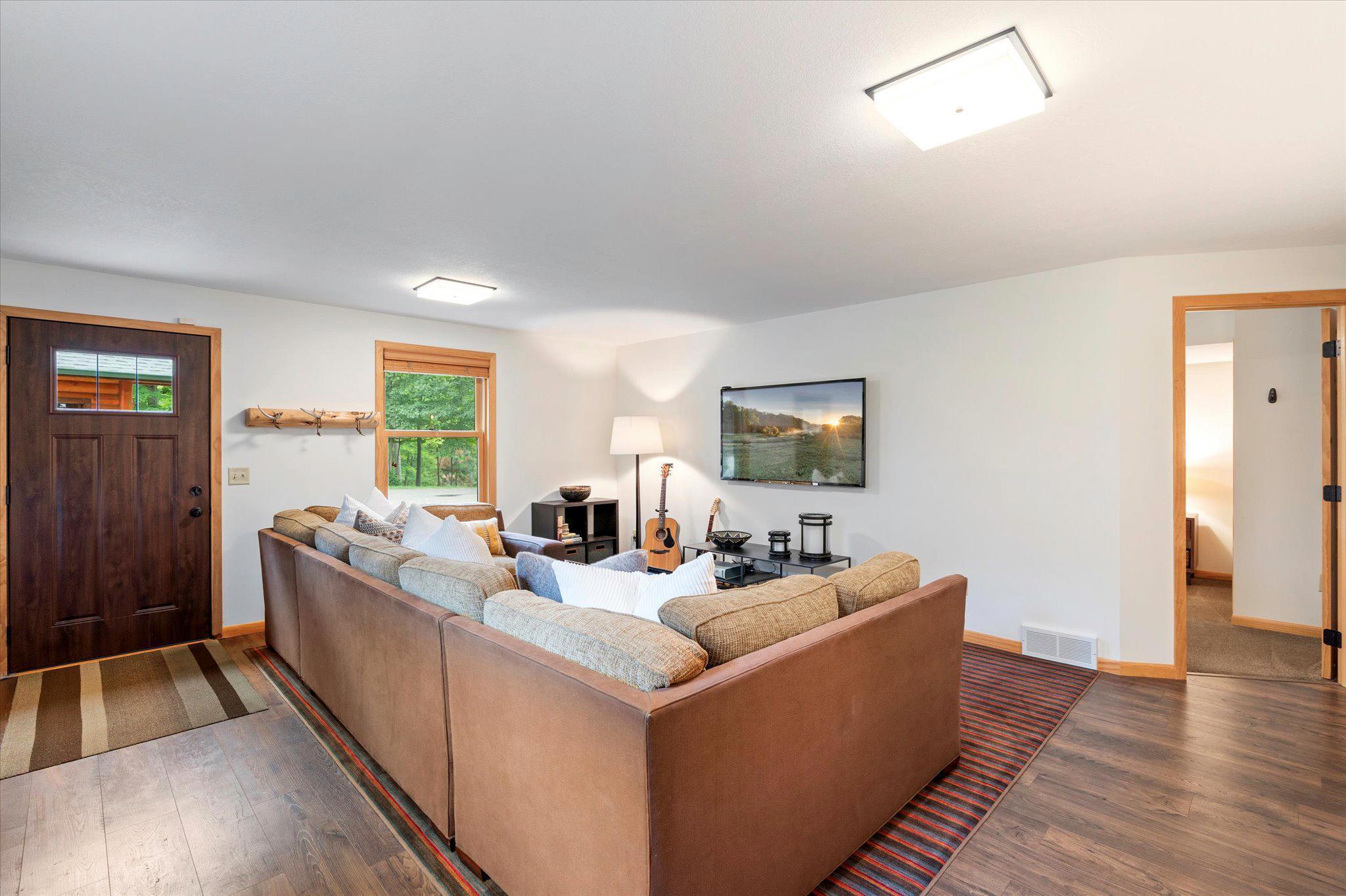 10960 Pine Beach Peninsula Road
