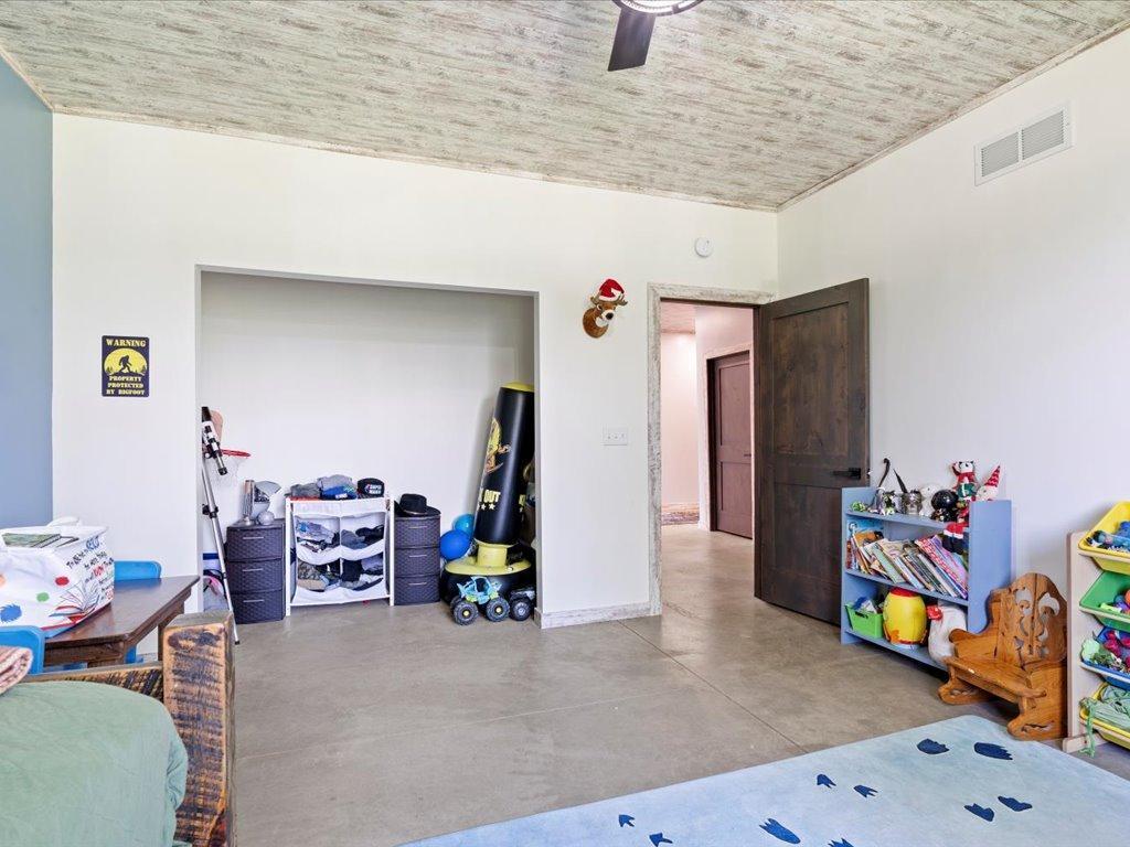21632 Edwards Drive