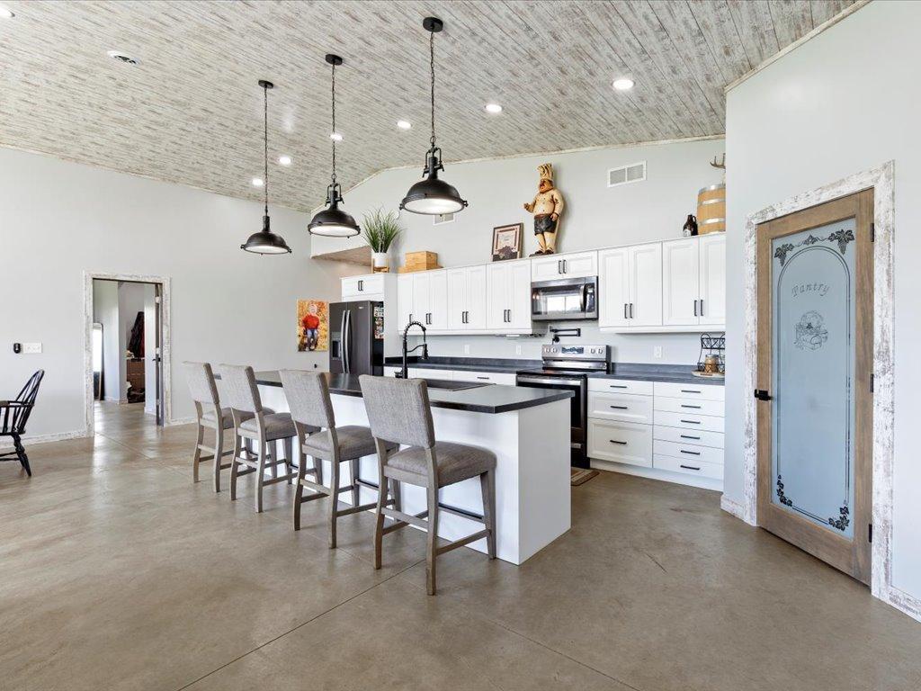 21632 Edwards Drive