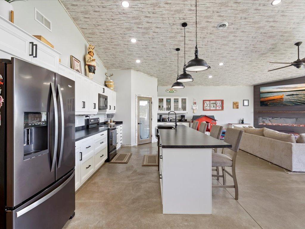 21632 Edwards Drive