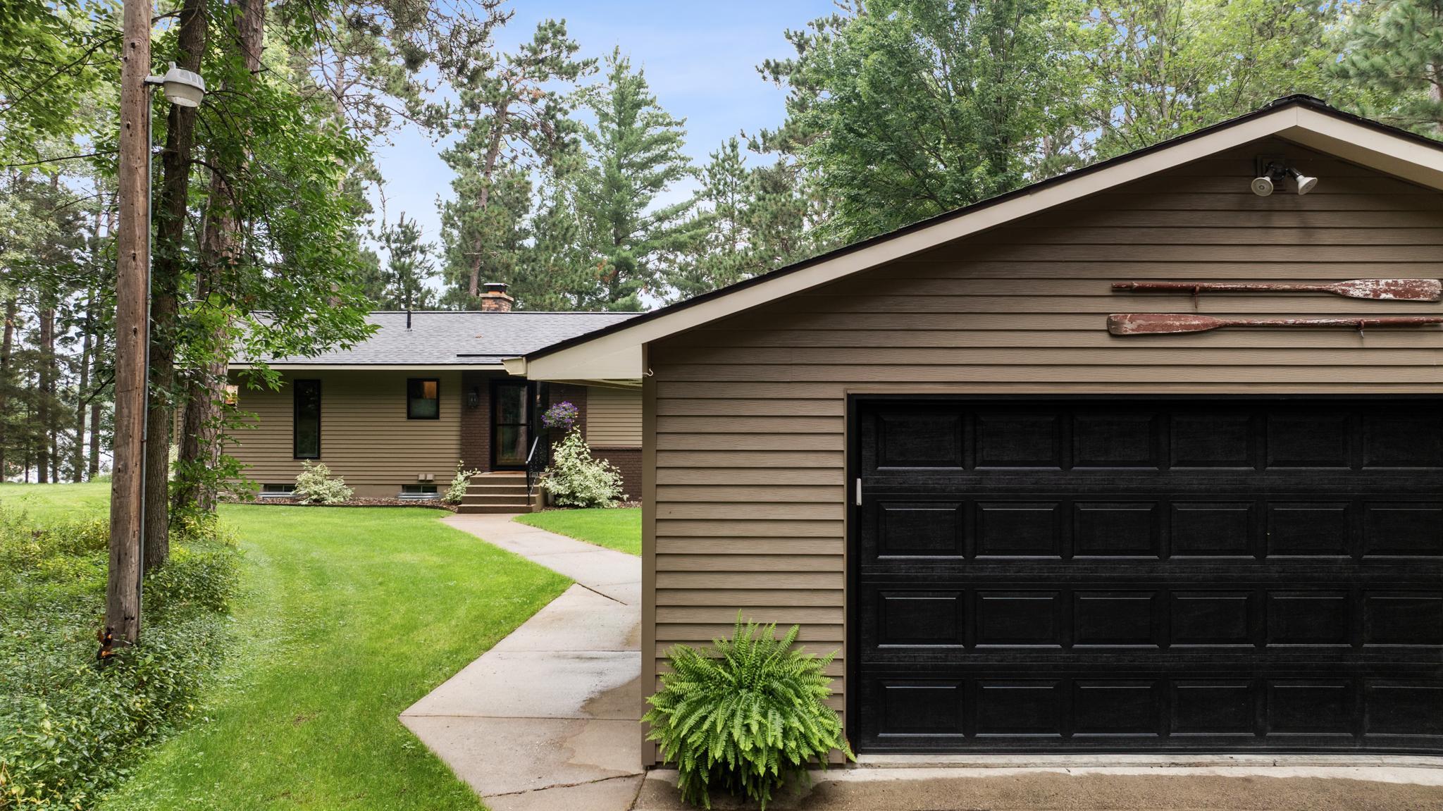6622 Wildflower Lane