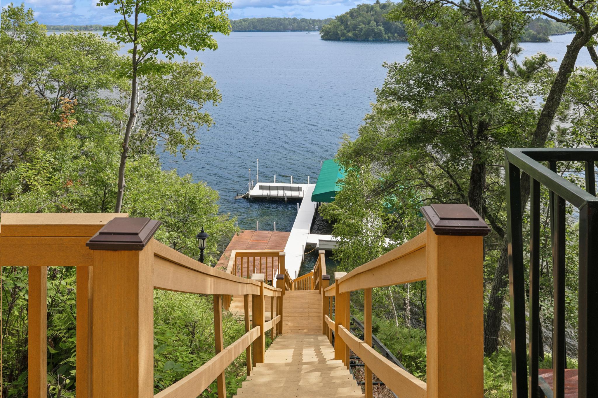 10960 Pine Beach Peninsula Road