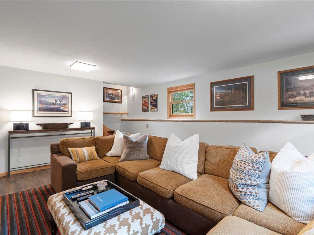 10960 Pine Beach Peninsula Road