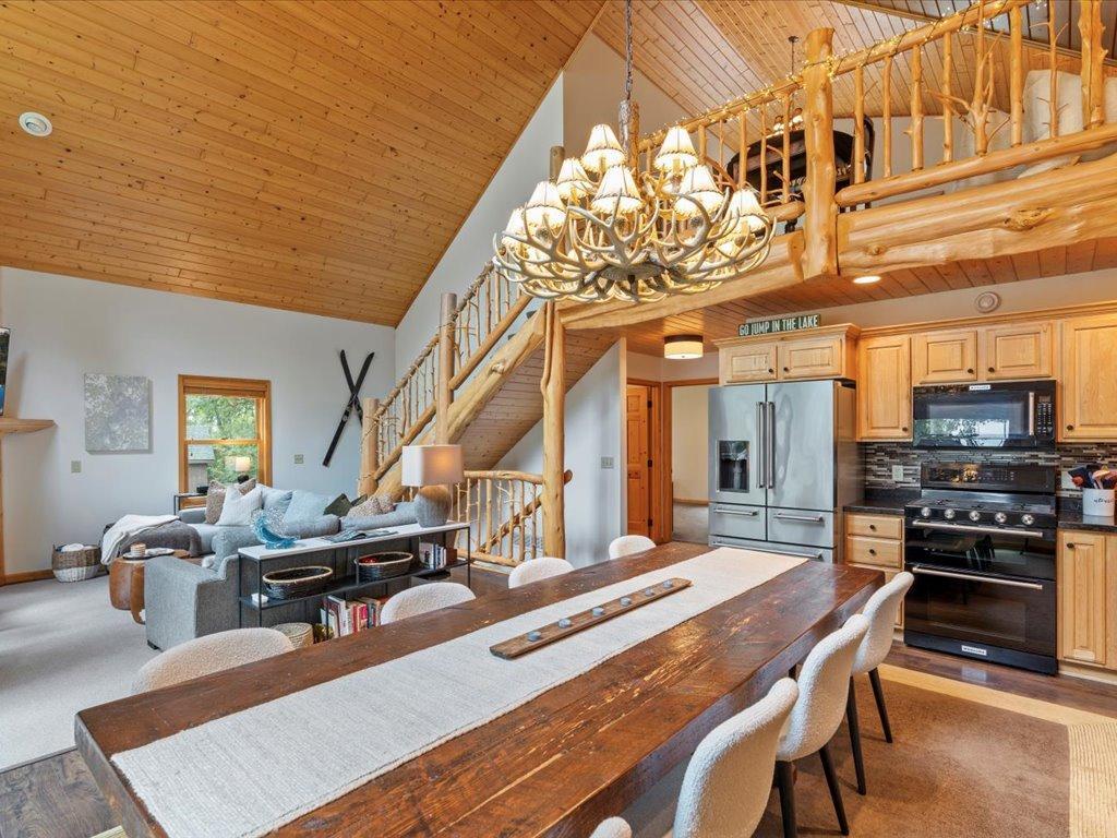 10960 Pine Beach Peninsula Road