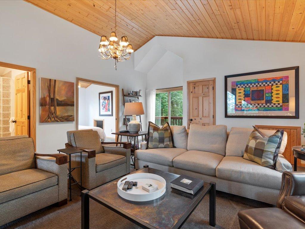 10960 Pine Beach Peninsula Road