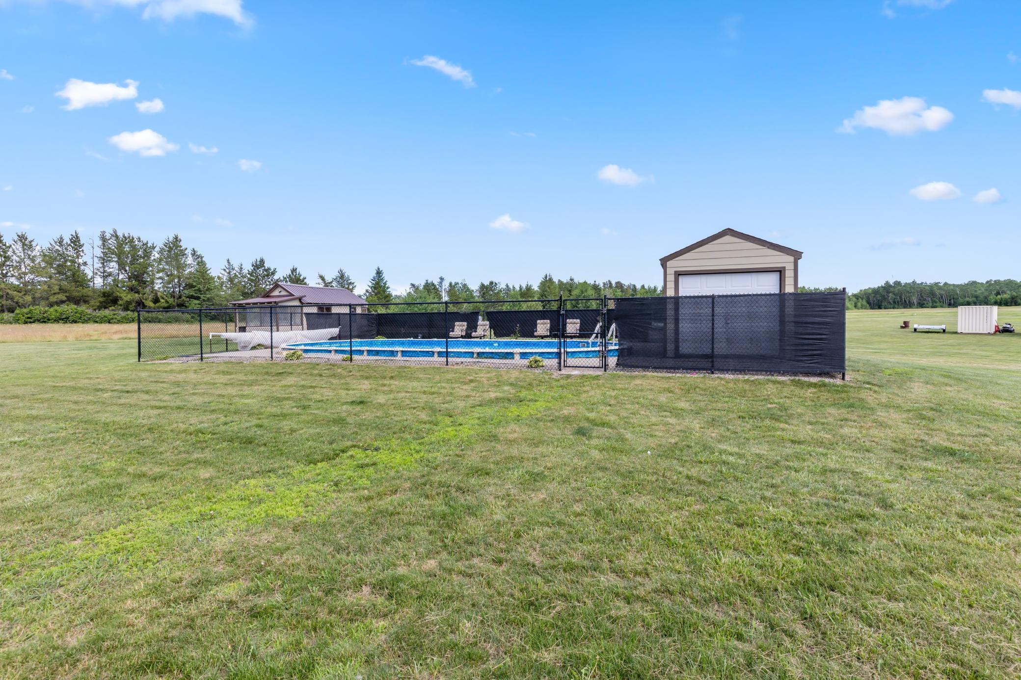 910 Bluebird Nest Lane SW