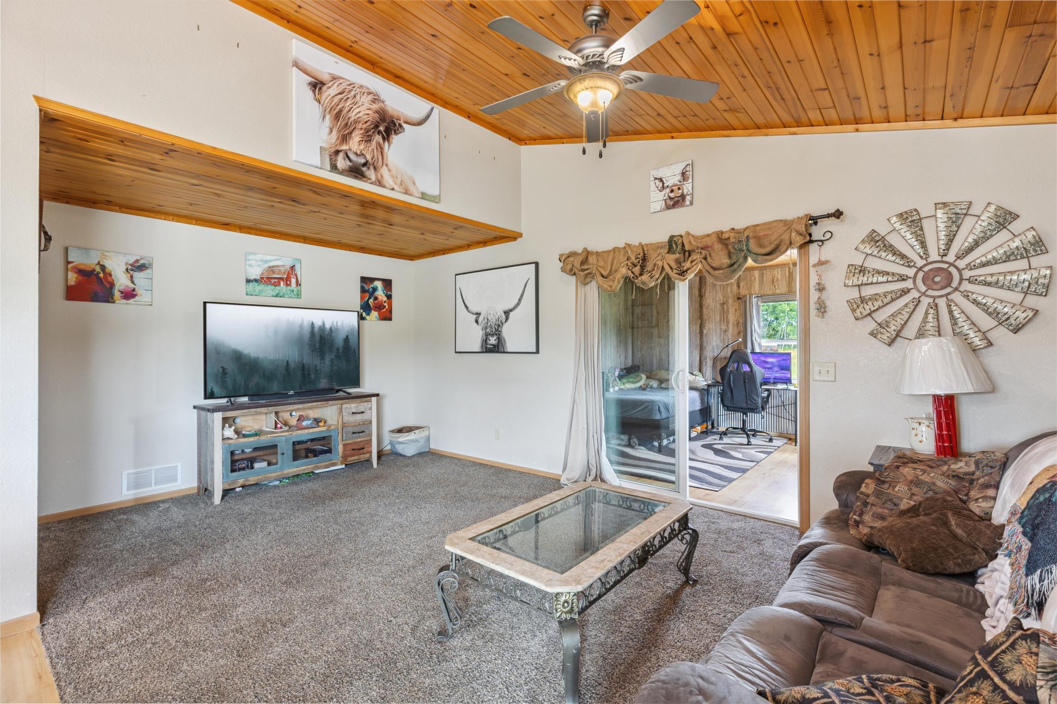 910 Bluebird Nest Lane SW