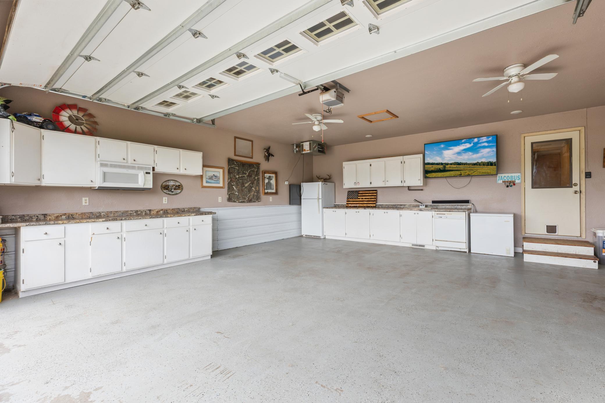910 Bluebird Nest Lane SW