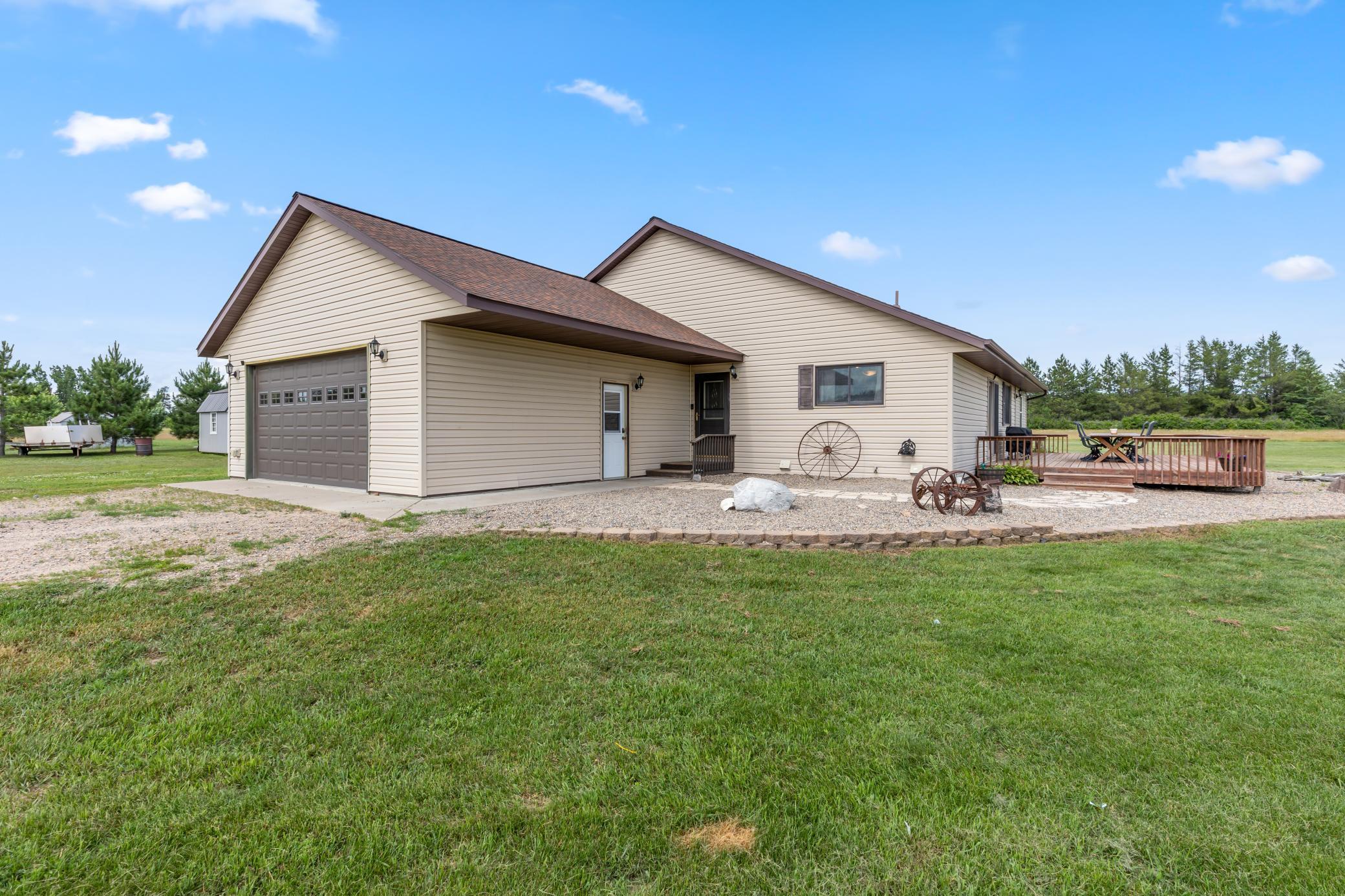 910 Bluebird Nest Lane SW