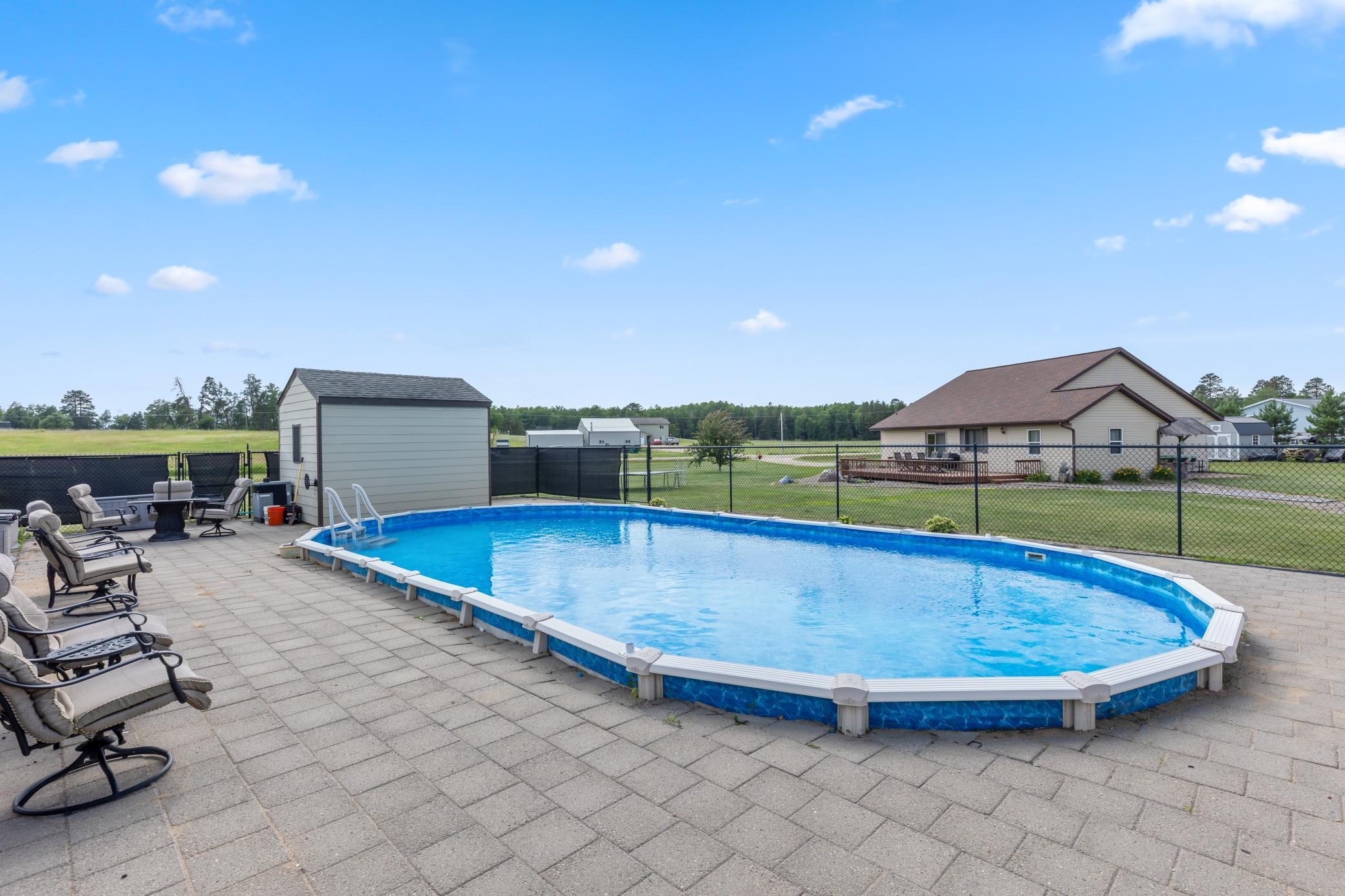 910 Bluebird Nest Lane SW