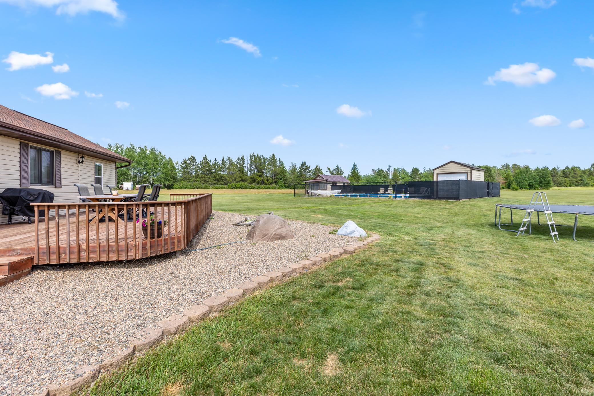 910 Bluebird Nest Lane SW