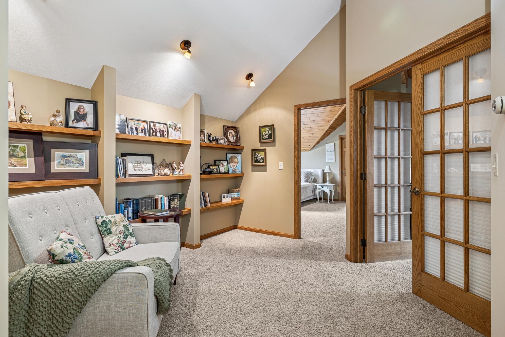 10568 Pine Song Drive SW