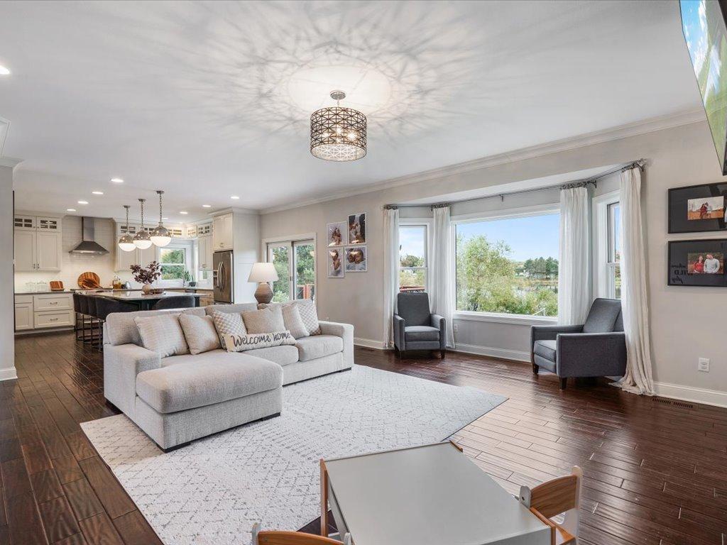 14462 Grand Oaks Drive