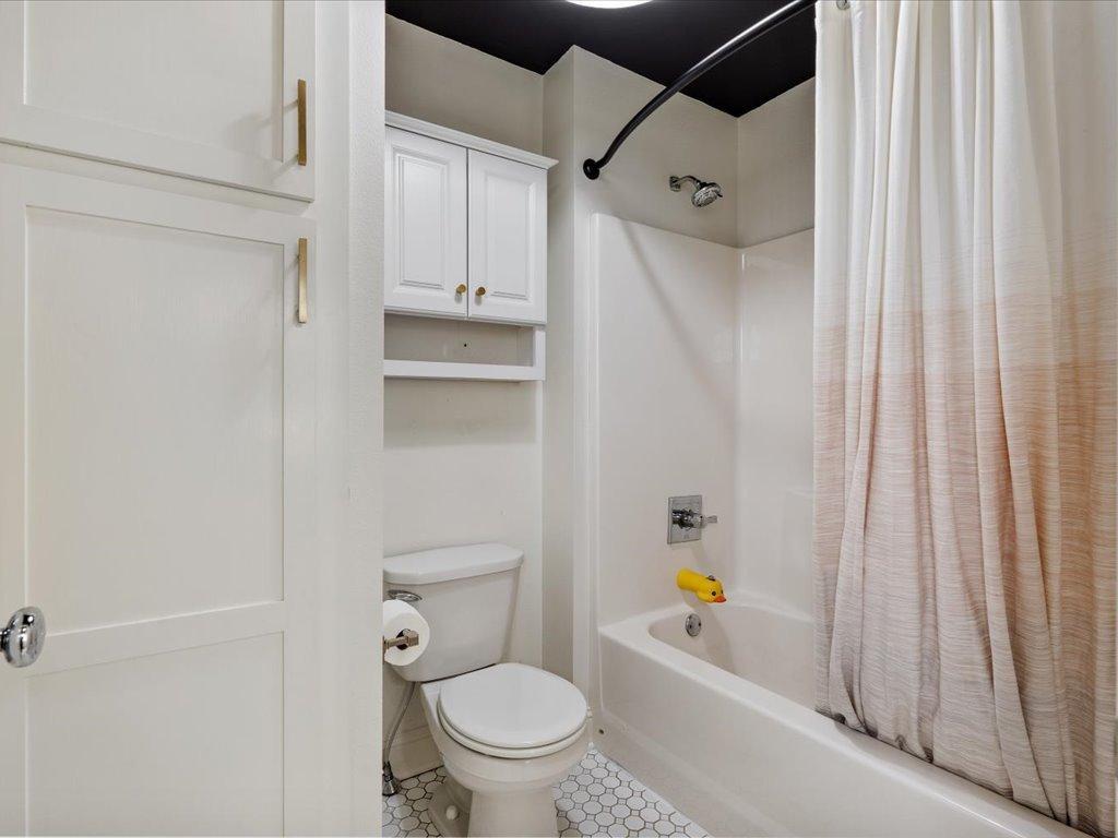 14462 Grand Oaks Drive