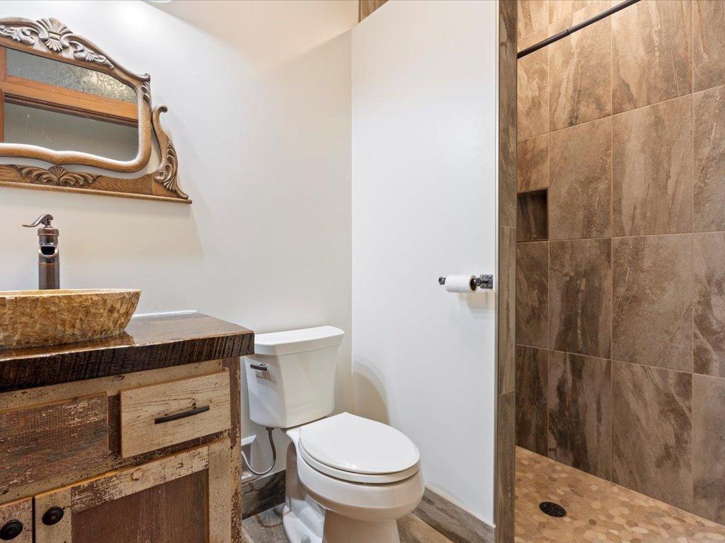 66653 County Road 533