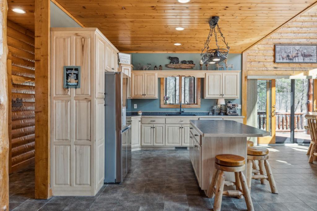 37111 Bunkhouse Road