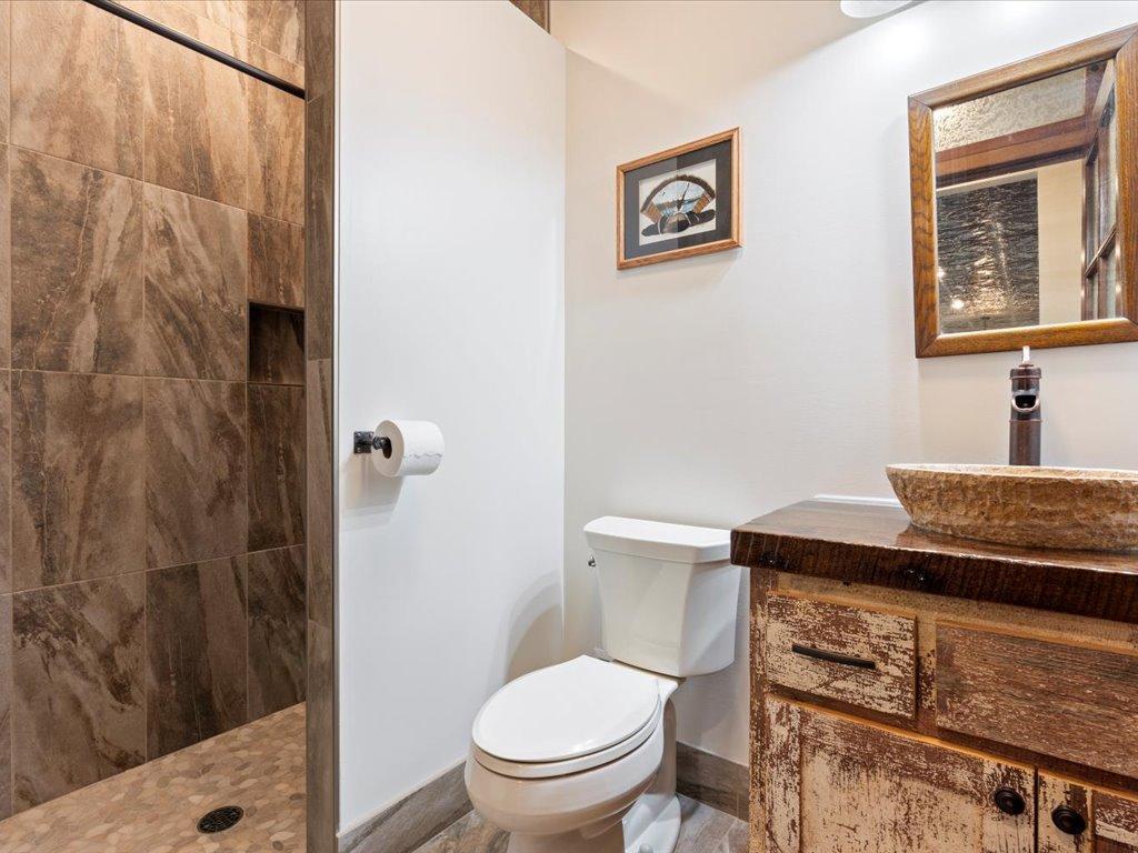 66653 County Road 533