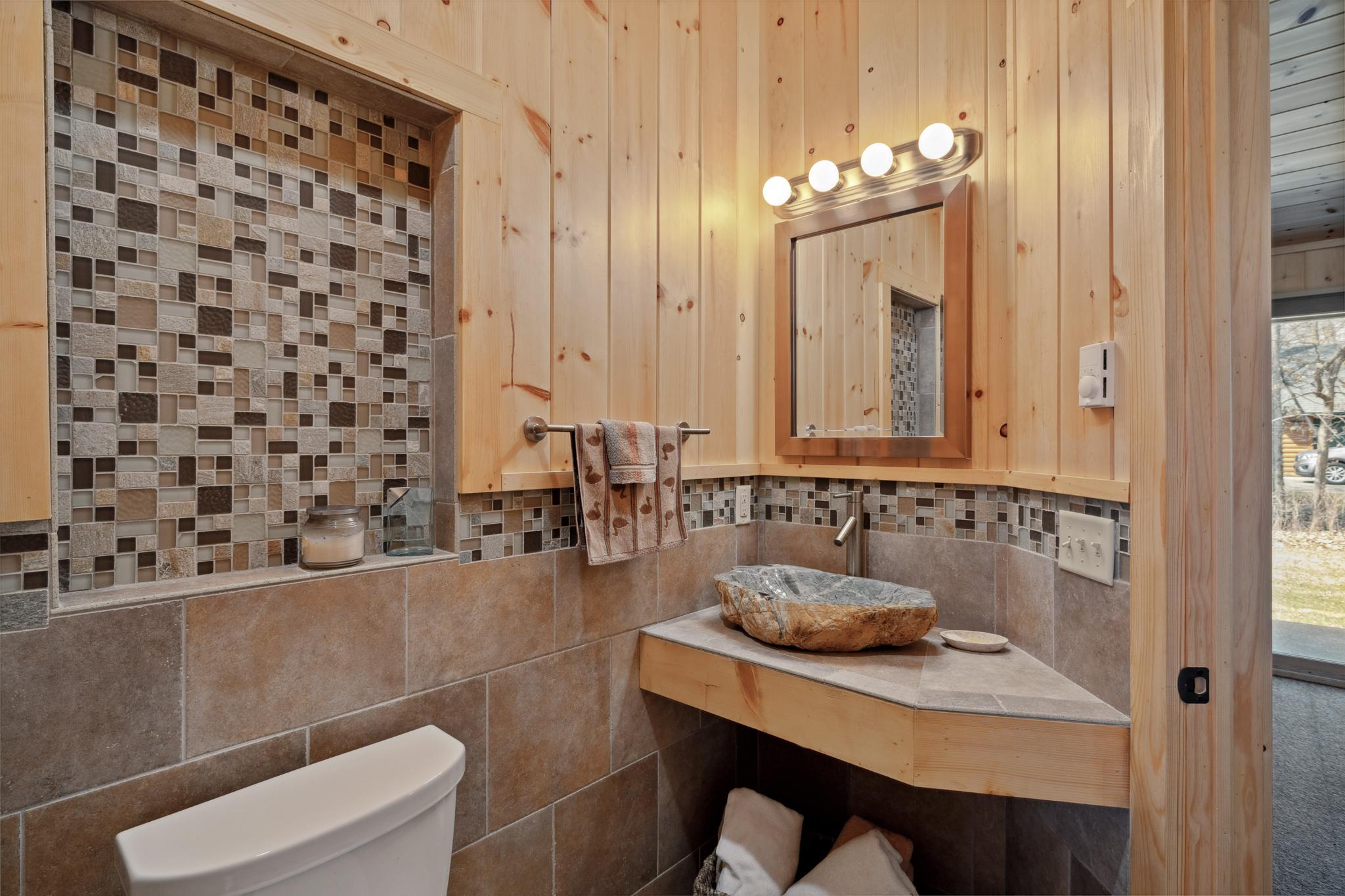 12037 Northgate Lane