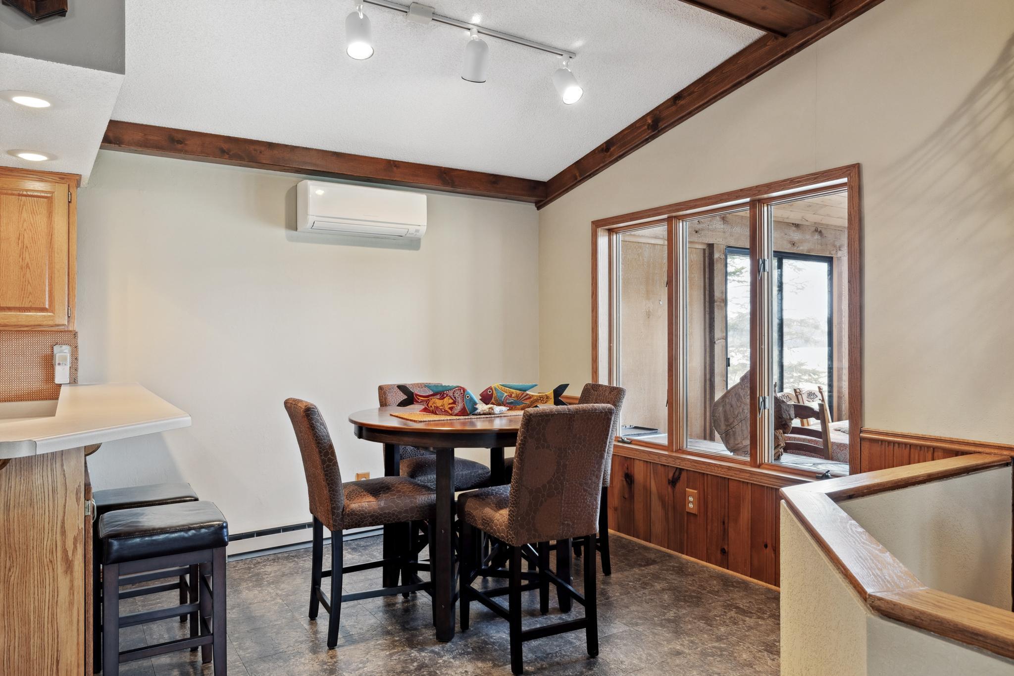 12037 Northgate Lane